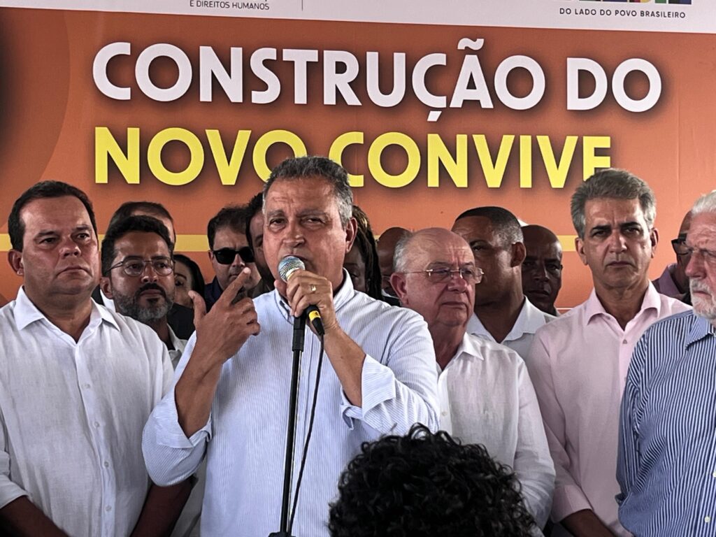 Em Feira, Rui Costa afirma ser o ‘mais ansioso’ pelo fim da investigação dos respiradores e pede responsabilização dos envolvidos